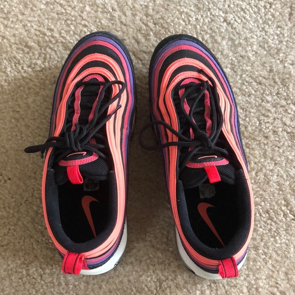 Nike Air Max - Picture 1 of 4